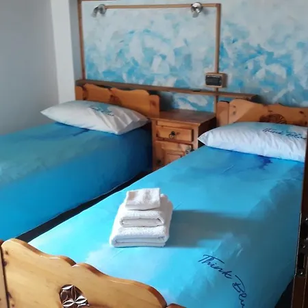 Casa Per Vacanze Degli Gnomi Challancin