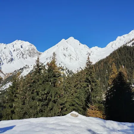 Casa Per Vacanze Degli Gnomi * Challancin